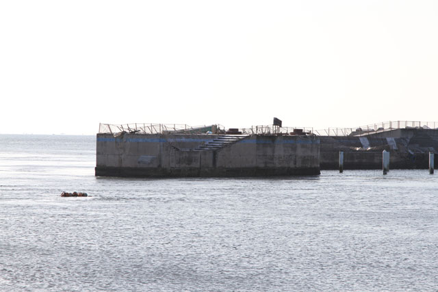 Damage / Taneichi office of Iwate Sea-Farming Association / Product promotion center / Seaside park