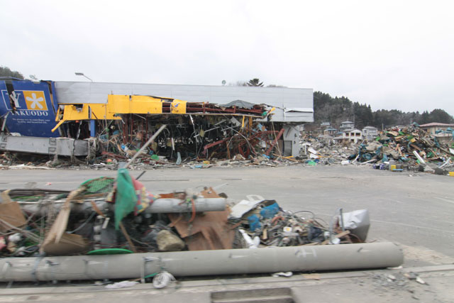 平成23年4月11日 陸自ヘリから撮影 空撮