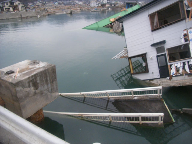 建設課提供 平成23年4月10日