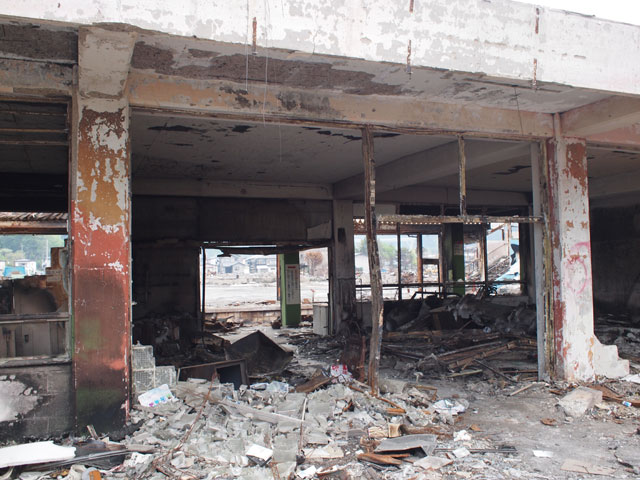 Offered by Agriculture and forestry Division 21 May, 2011 / Situation of town