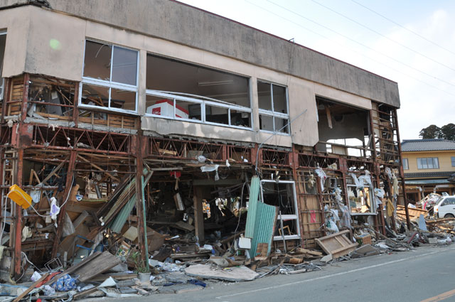 町民からの写真提供 震災 3月29日 吉田浜海岸沿い