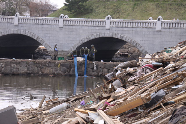 自衛隊 警察 消防