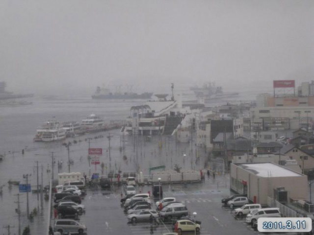 被災 港湾 マリンゲート イオン付近 津波