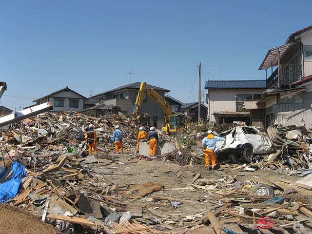 Wakabayashi / Rubble / Clearance working
