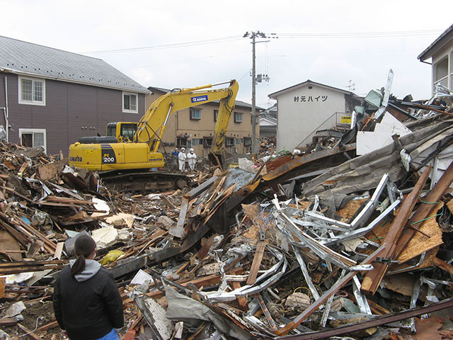 Wakabayashi / Rubble / Clearance working