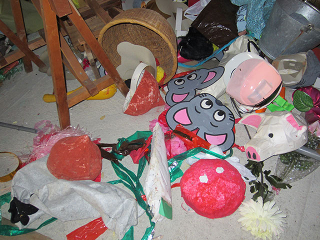 中浜小学校 屋上_屋根裏