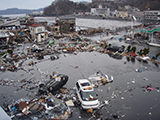 Iwate Kamaishi Harbor / Tsunami struck the office